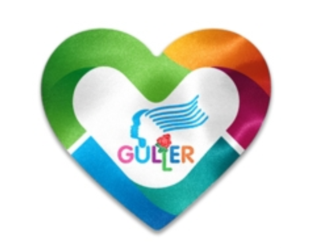 Specialty Shaped Micro-Fiber Cleaning Cloth (Heart)