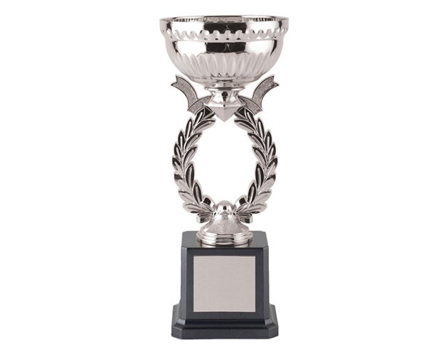 9.75 Wreath Cup Trophy