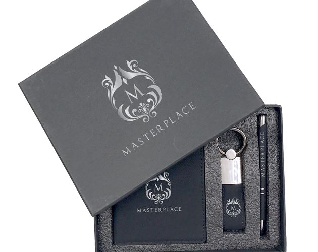 Travellers' Gift Set