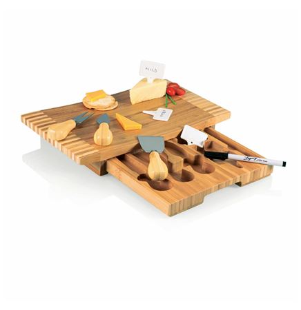 Concavo Cutting Board with Tools and Markers
